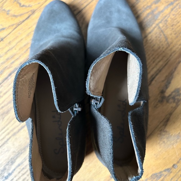 Splendid Suede Hamptyn Bootie - Picture 4 of 9